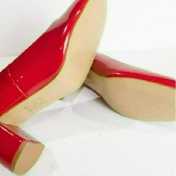 Journee Collection Miramda Pumps -8 - Picture 7 of 8